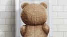 Póster de Ted, la película del creador de Padre de familia con Mark Wahlberg