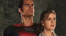 Henry Cavill y Amy Adams posan juntos en una nueva imagen de El Hombre de Acero