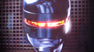 Carteles de Terminator Salvation y el remake de Robocop