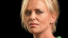 Nuevos pósters femeninos de Underworld: El despertar, Sherlock Holmes 2 y Young Adult