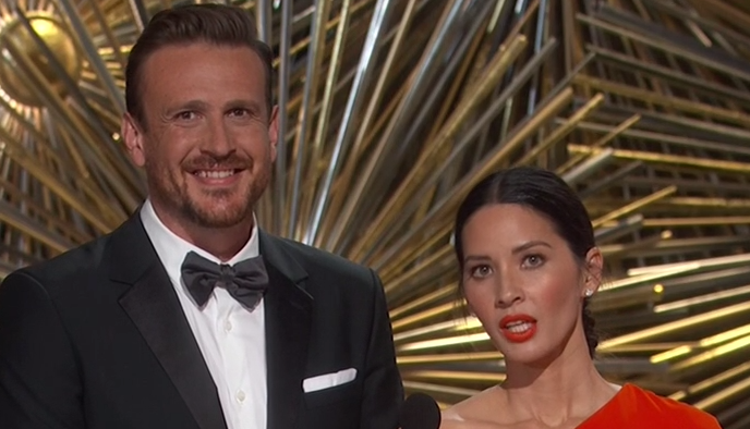 Jason Segel y Olivia Munn