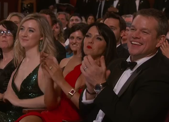 Matt Damon y Saoirse Ronan celebran la cifra