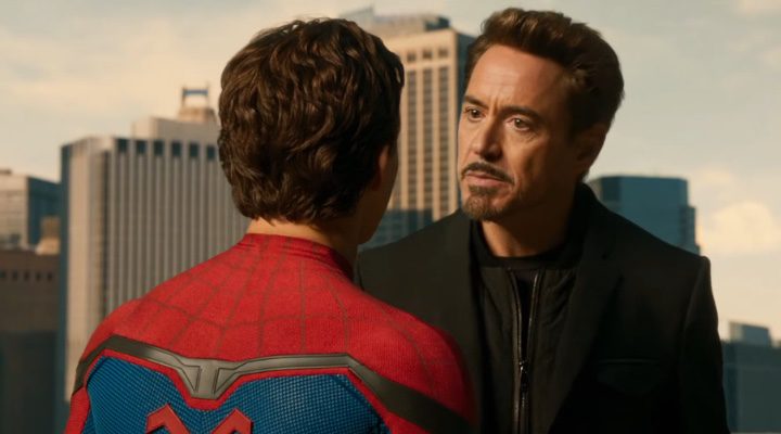Tom Holland y Robert Downey Jr. en 'Spider-Man: Homecoming'