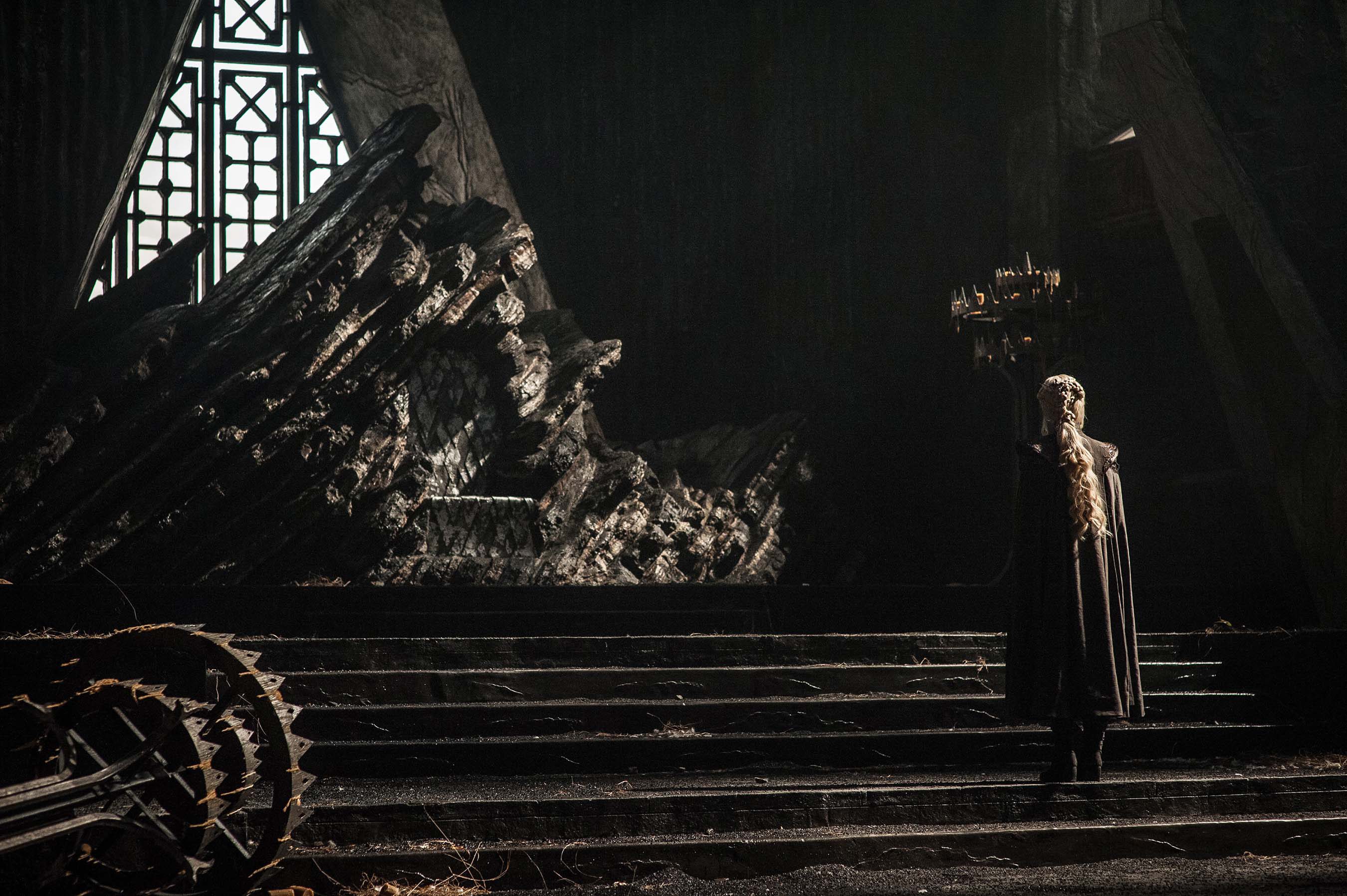 Daenerys y el trono de Roca Dragón