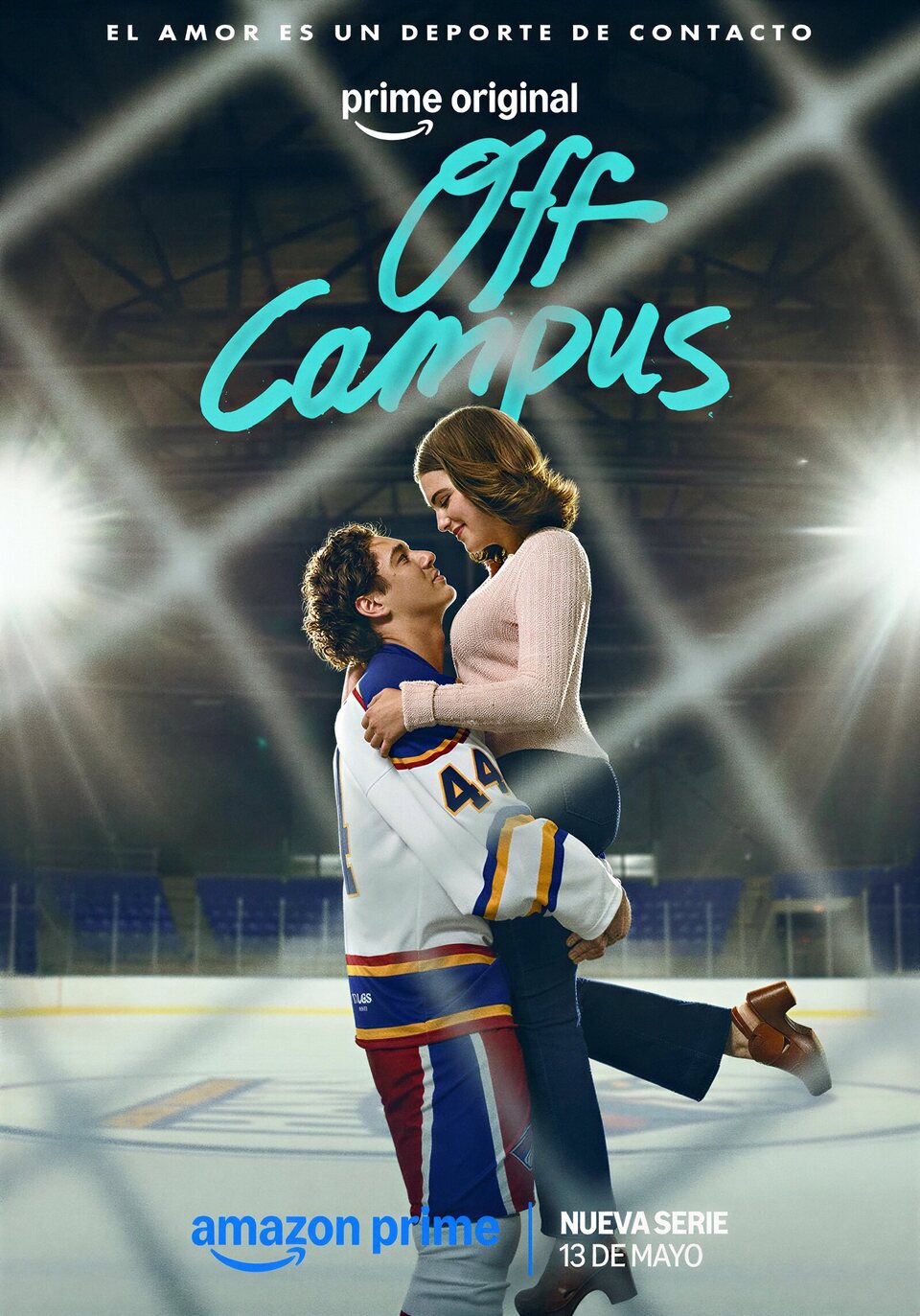 Cartel de Off Campus - España