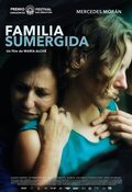 Cartel de Familia sumergida