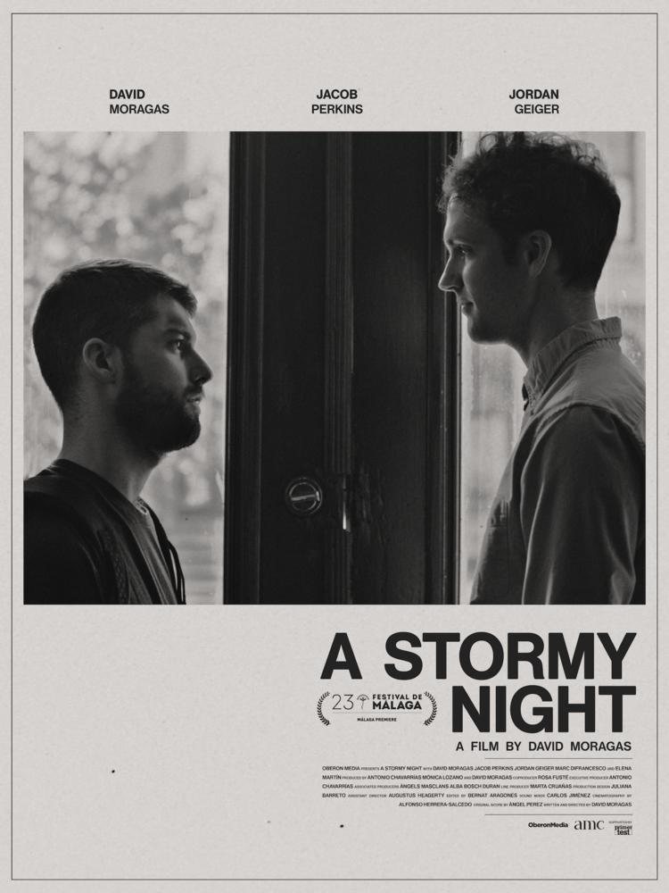 Cartel de A stormy night - España