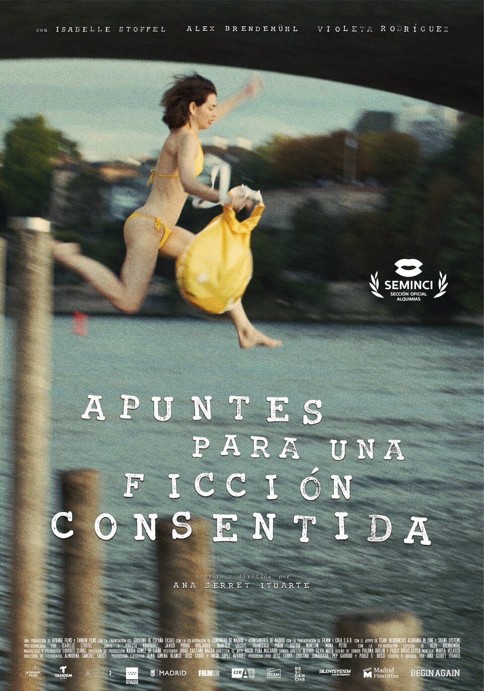 Cartel de Apuntes para una ficción consentida - España
