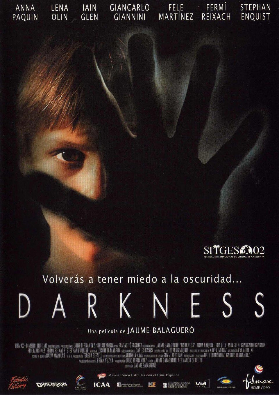 Cartel de Darkness - España
