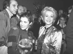 Bright Lights: Starring Debbie Reynolds and Carrie Fisher