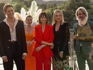 Todos los lados de la cama