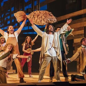 33 El Musical