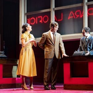 El tiempo entre costuras: El musical