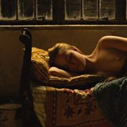 Evan Rachel Wood duerme desnuda en una escena de 'Across the universe'