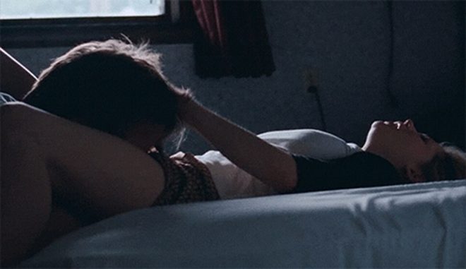 Ryan Gosling le practica sexo oral a Michelle Williams en 'Blue Valentine'
