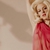 Maggie Civantos muestra un pecho desnudo a lo Marilyn Monroe en 'Rubita'