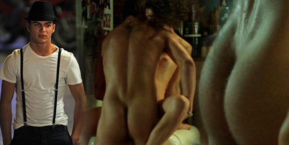 Maxi Iglesias desnudo mostrando su culo en 'Mentiras y gordas'