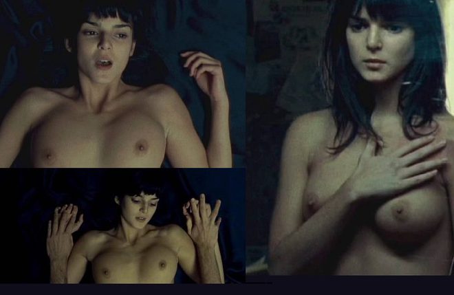 Clara Lago mostrando las tetas en 'El árbol del ahorcado'