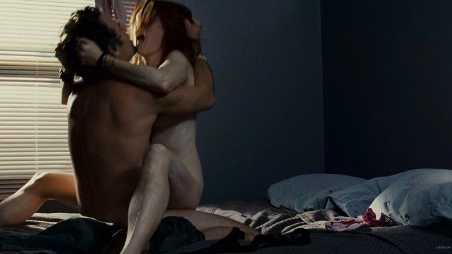 Jualianne Moore y Mark Ruffalo desnudos en una escena de sexo de 'Los chicos están bien'
