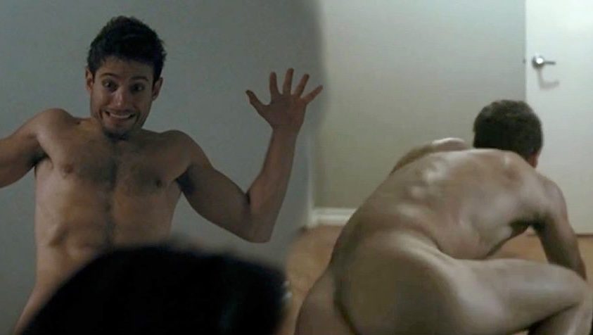 Julian Morris totalmente desnudo enseña el culo en una escena de sexo en 'Hand of God'