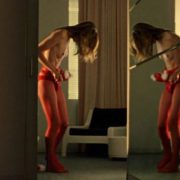 Michelle Monaghan desnuda enseña las tetas en 'Kiss Kiss, Bang Bang'