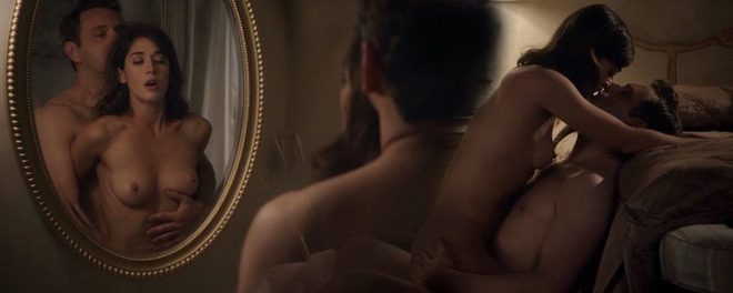 Lizzy Caplan totalmente desnuda enseña las tetas en 'Masters of Sex'