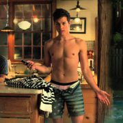 Chris Wood totalmente desnudo enseña el culo en 'Girls'