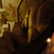 Nick Cannon totalmente desnudo enseña el culo en 'Chi-Raq'
