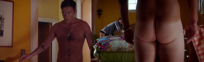 Desmond Harrington completamente desnudo enseña el culo en 'Dexter' 