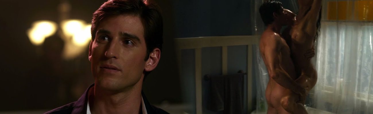 Jonathan Chase completamente desnudo enseña el culo en 'Chemistry' mientras tiene sexo