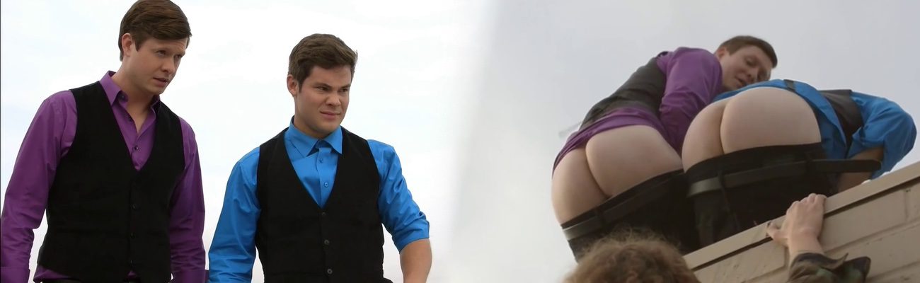Adam Devine y Anders Holm desnudos enseñan el culo en 'Workaholics'
