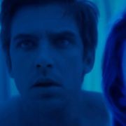 Dan Stevens y Rachel Keller completamente desnudos enseñan el culo en 'Legion'