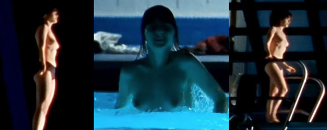 Zooey Deschanel enseña las tetas en 'Gigantic'