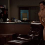 Jake Gyllenhaal desnudo en una escena de 'Amor y otras drogas'