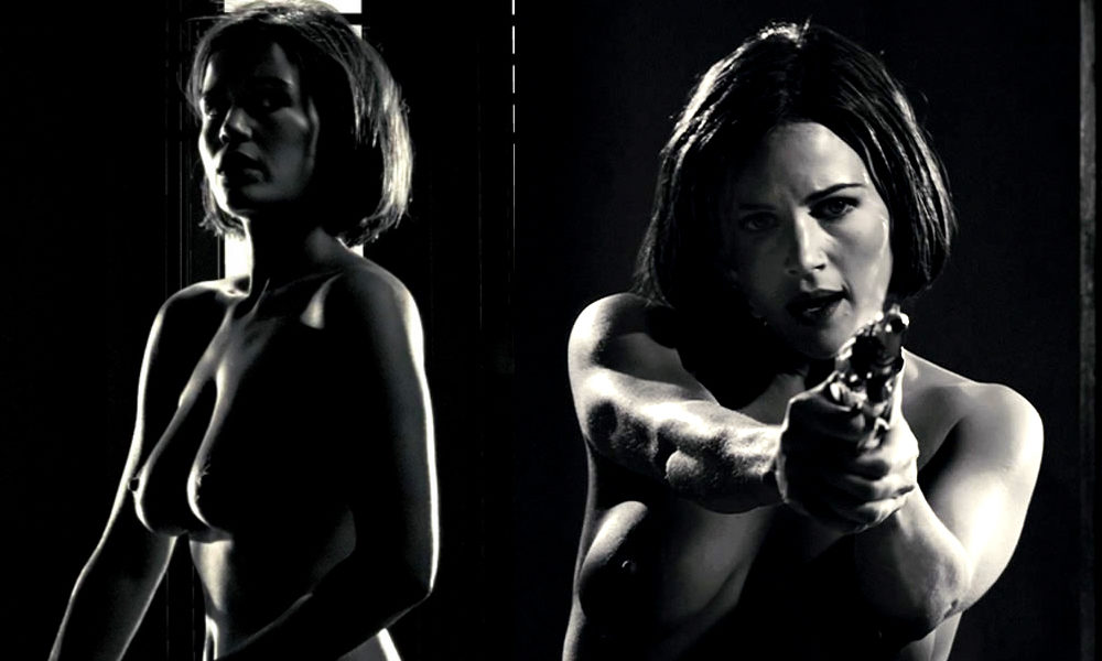 Carla Gugino enseña las tetas en ' Sin City'