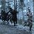 Michael Fassbender con el torso desnudo en una escena de 'Centurión'