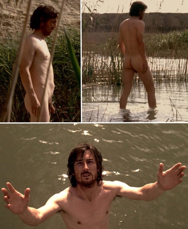 Tobias Menzies muestra su pene y su trasero en 'Rome'