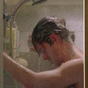 Hugh Dancy enseña el culo en 'Tempo'