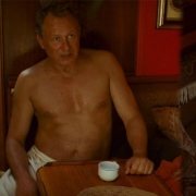 Stellan Skarsgård enseña el culo en 'Mamma Mia!'