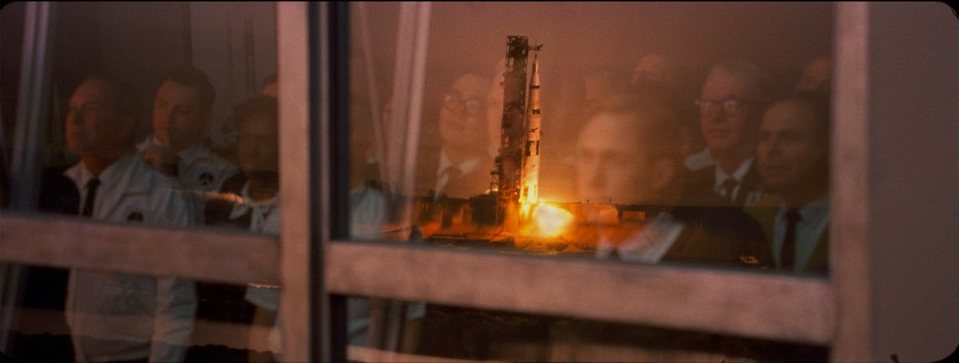 El primer hombre en la luna