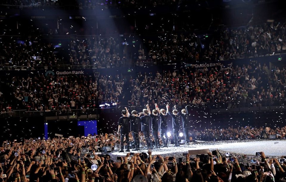Burn the Stage: The Movie