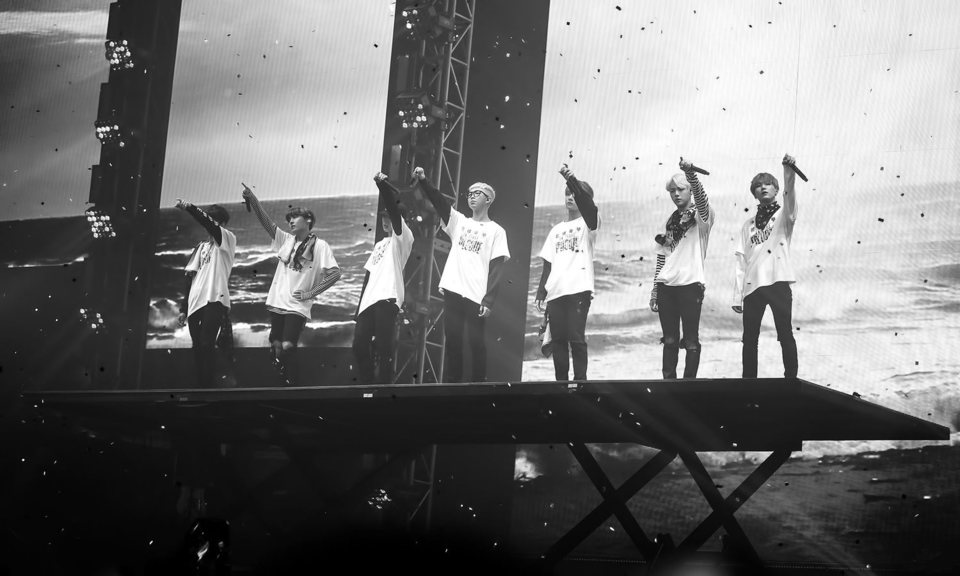 Burn the Stage: The Movie