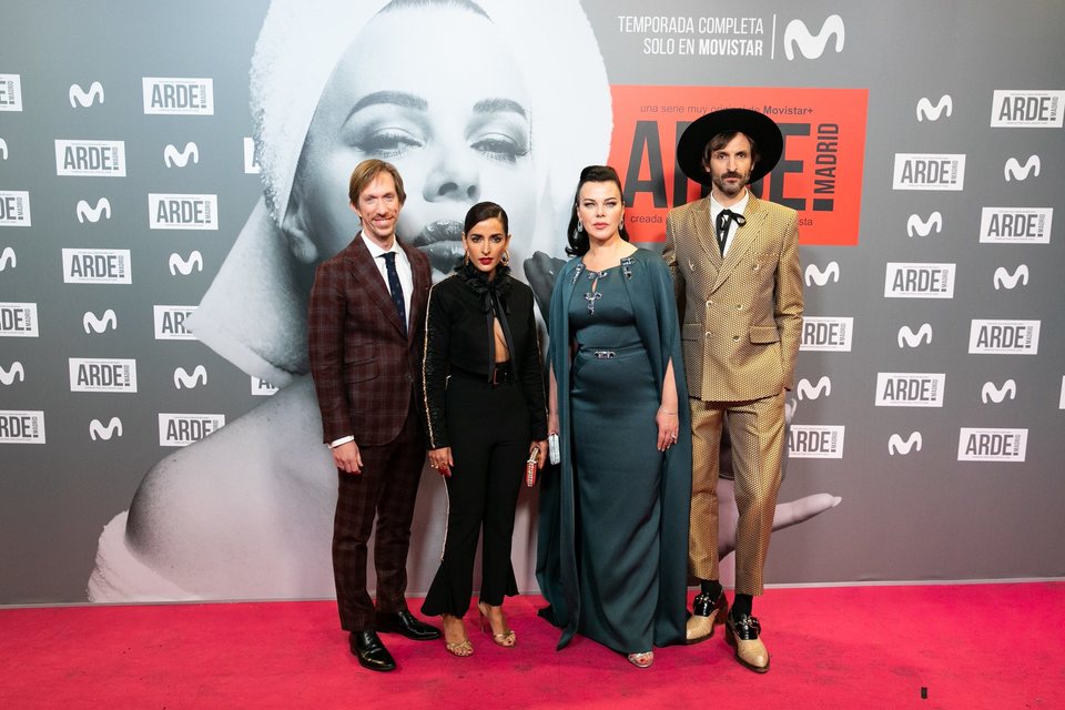 Los protagonistas de 'Arde Madrid' en la premiere