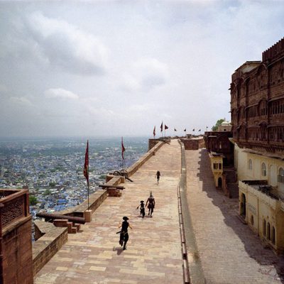 The fall: El sueño de Alexandria
