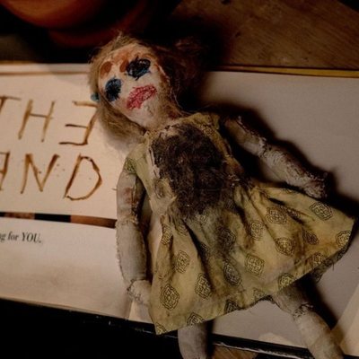 Él Viene Por Ti (He's Out There)