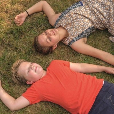 Este niño necesita aire fresco