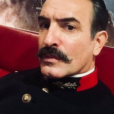 El oficial y el espía