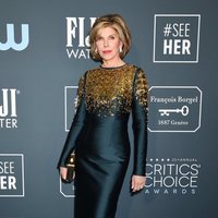 Christine Baranski en la alfombra roja de los Critics' Choice Awards 2020