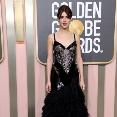 Daisy Edgar-Jones en la alfombra roja de los Globos de Oro 2023