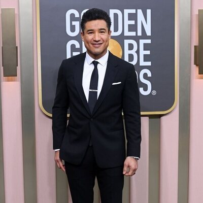 Mario Lopez en la alfombra roja de los Globos de Oro 2023